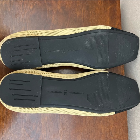 New tan and black color block square toe knit slip on flats size 8.5 - Picture 13 of 13